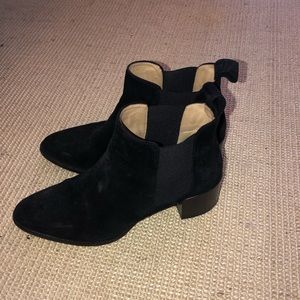 Everlane Heel Boot in Black Suede